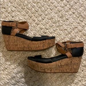 Black & Brown Gee WaWa Wedges!